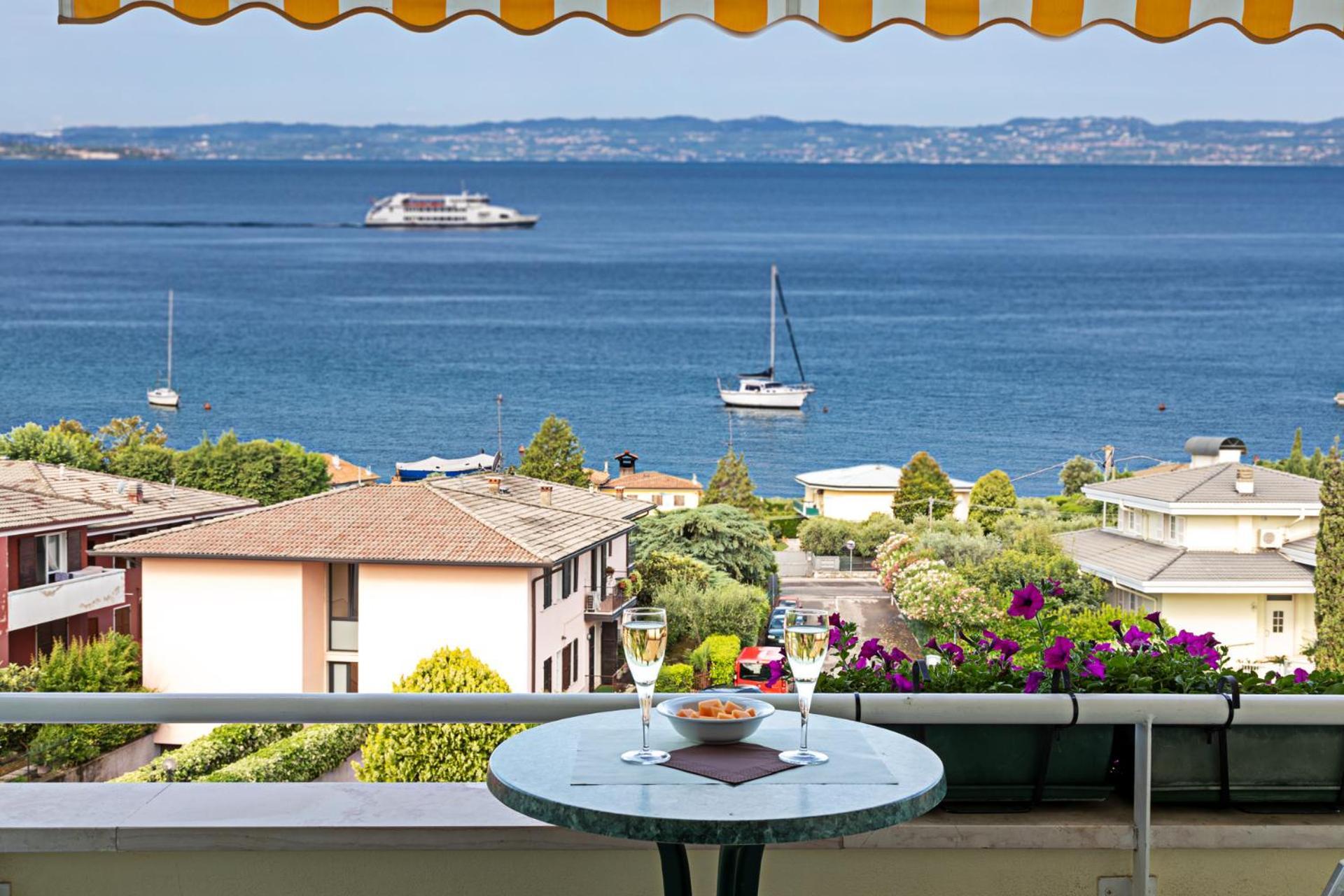 Hotel Gardenia & Villa Charme Adults Friendly 4Star Service Bardolino Extérieur photo