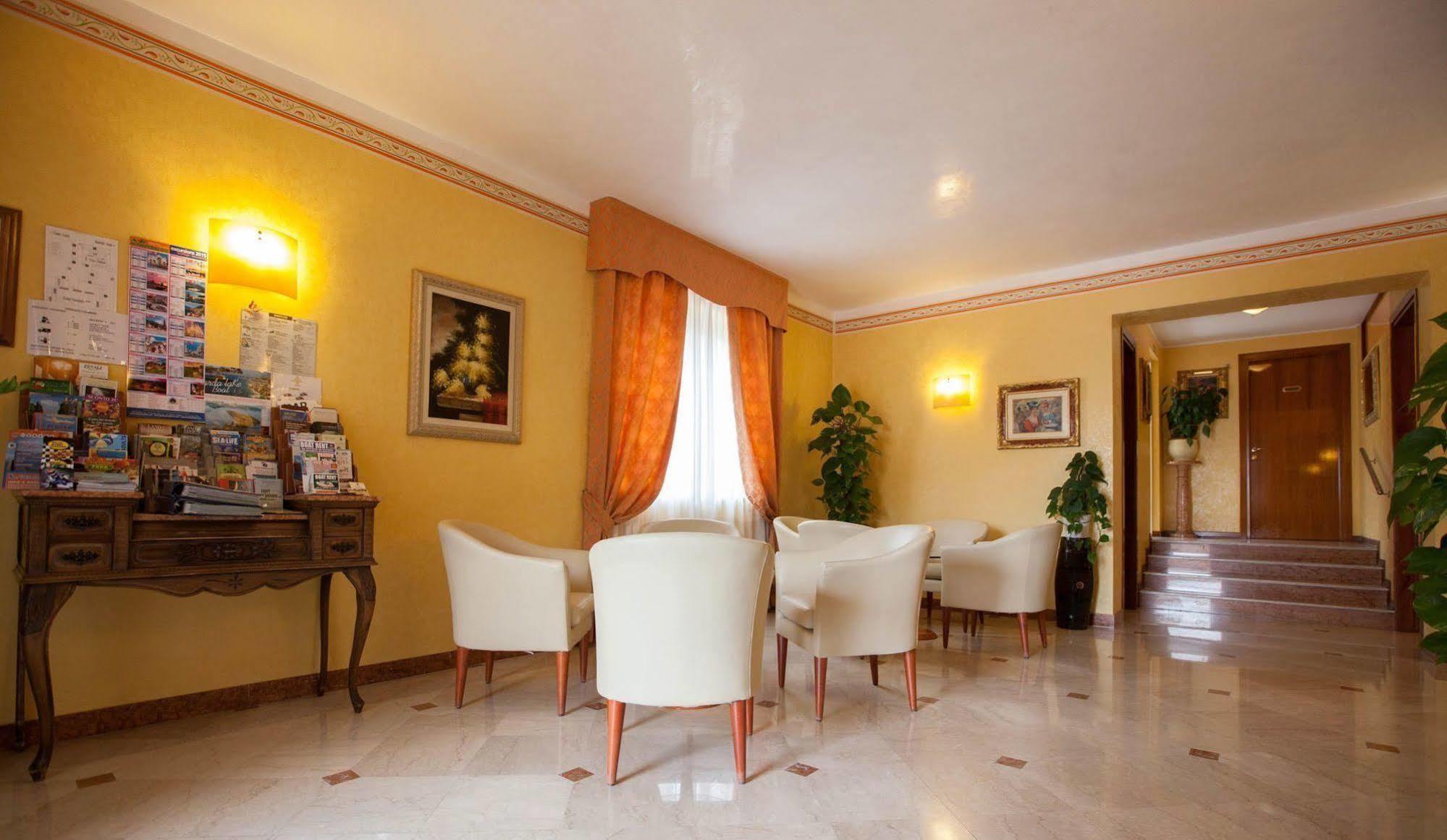 Hotel Gardenia & Villa Charme Adults Friendly 4Star Service Bardolino Extérieur photo