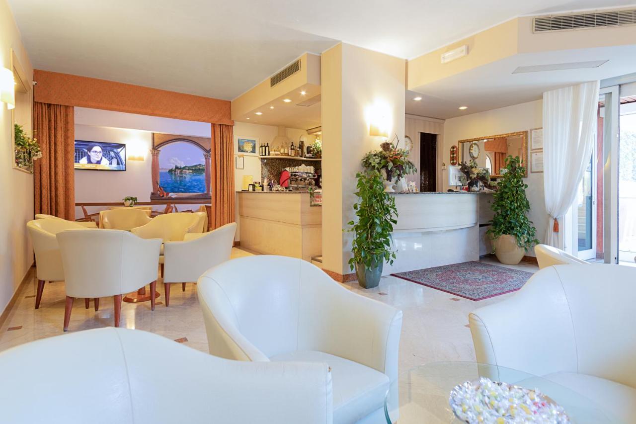 Hotel Gardenia & Villa Charme Adults Friendly 4Star Service Bardolino Extérieur photo