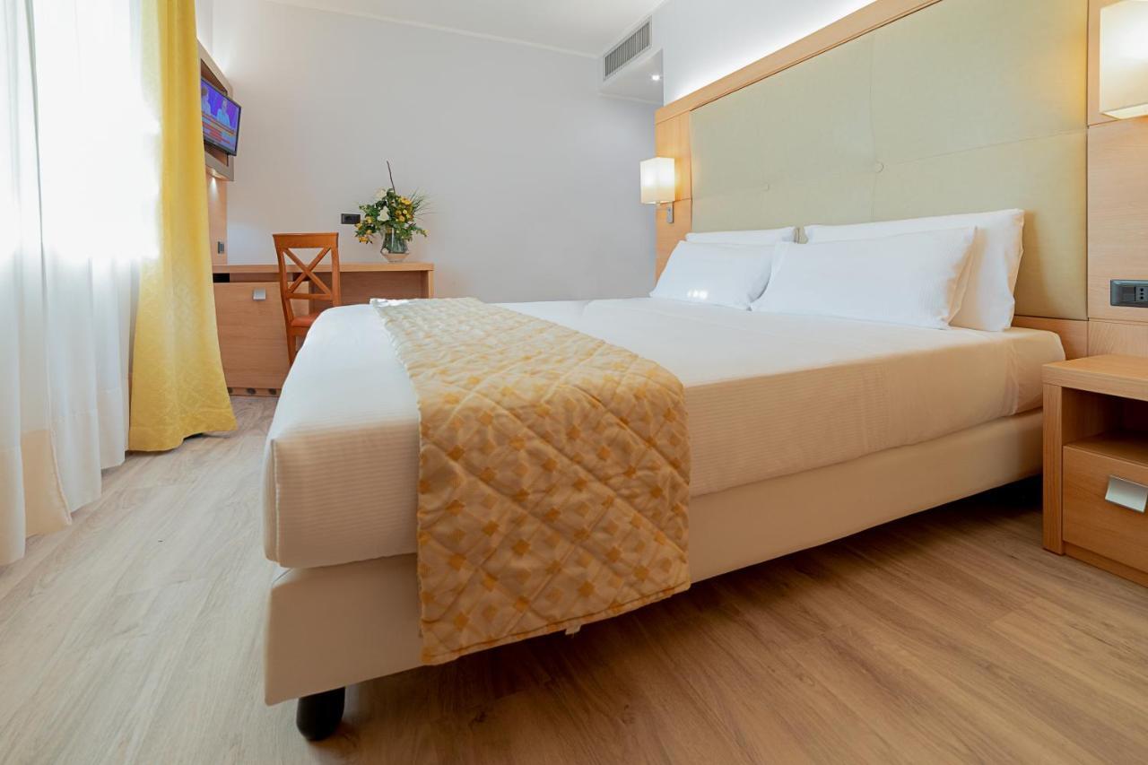 Hotel Gardenia & Villa Charme Adults Friendly 4Star Service Bardolino Extérieur photo
